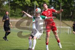 Kreisklasse - Saison 2025/26- SV Lippertshofen - Türkisch SV Ingolstadt-  - Bernd Geiß weiss Lippertshofen  - Marijan Maricic rot Türkisch - Foto: Meyer Jürgen