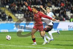 3. Liga; SSV Ulm - FC Ingolstadt 04; Zweikampf Kampf um den Ball Marcel Costly (22, FCI) Meier Jonathan (19 Ulm)
