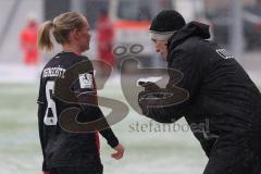 2. Bundesliga Frauen - Saison 2024/25 - FC Ingolstadt 04 Frauen - SV Meppen - Cheftrainer Benjamin Stolte (FCI Frauen) - Kerstin Bogenschütz (Nr.6 - FCI Frauen) - Foto: Meyer Jürgen