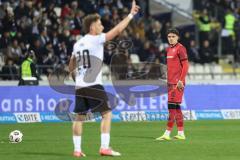 3. Liga; SSV Ulm - FC Ingolstadt 04; Freistoß Dennis Kaygin (10, FCI) Pepic Mirnes (20 Ulm)