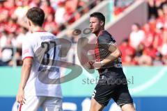 DFB-Pokal; FC Ingolstadt 04 - 1. FC Kaiserslautern; Tor Jubel Treffer 1:2 Ryan Malone (16, FCI) Robinson Leon (37 FCK)