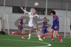 2. Bundesliga Frauen - Saison 2025/26 - FC Ingolstadt 04 Frauen - FSV Mainz - Nina Penzkofer (Nr.29 - FC Ingolstadt Frauen I) - Donner Anna blau Mainz - Foto: Meyer Jürgen