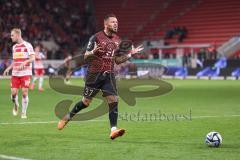 3. Liga; FC Ingolstadt 04 - SSV Jahn Regensburg; ärgert sich, Abseits Pascal Testroet (37, FCI)