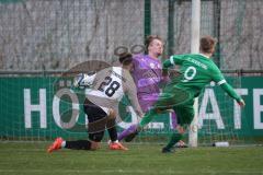 Bezirksliga - Saison 2025/26 - FC Gerolfing - SpVgg Altenerding - Lukas Achhammer (Nr.9 - FC Gerolfing) vergibt eine Torchance - Alexander Weiher weiss Altenerding - Lukas Loher TW Altenerding - Foto: Meyer Jürgen