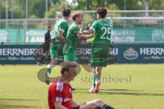 Relegation - Bezirksliga - Saison 2024/25 - FC Gerolfing - Tus Raubling - Der 2:2 Ausgleichstreffer durch David Simm grün Gerolfing - jubel  - Maximilian Wunderlich Torwart Raubling - Foto: Meyer Jürgen