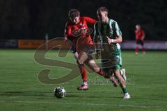 Landesliga - Saison 2025/26 - SV Manching - TSV Aindling - Fabian  Neumayer (Nr.9 - SV Manching) - Noah Menhart rot Aindling  - Foto: Meyer Jürgen
