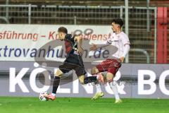 3. Liga; FC Viktoria Köln - FC Ingolstadt 04; Zweikampf Kampf um den Ball Davide Sekulovic (33, FCI) Wolf Lucas (21 VK)
