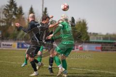 Kreisklasse - Saison 2025/26- TSV Gaimersheim II - SV Lippertshofen - Moritz Heckl schwarz Gaimersheim - Florian Hiss grün Lippertshofen - Denis Janjic schwarz Gaimersheim - Foto: Meyer Jürgen