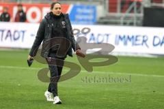 3. Liga; FC Ingolstadt 04 - Rot-Weiss Essen; vor dem Spiel Cheftrainerin Sabrina Wittmann (FCI)