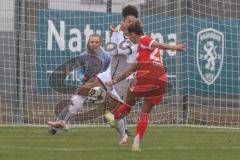 DFB -Pokal Frauen - Saison 2025/26 - FC Ingolstadt 04 Frauen - FC Bayern München - Torwart Anna-Lena Daum (Nr.22 - FC Ingolstadt Frauen I) - Caruso Arianna rot Bayern - Foto: Meyer Jürgen