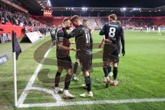 3. Liga; FC Ingolstadt 04 - Energie Cottbus; Tor Jubel Treffer Ausgleich 1:1 Sebastian Grönning (11, FCI), David Kopacz (29, FCI) Benjamin Kanuric (8, FCI) Mladen Cvjetinovic (19, FCI)