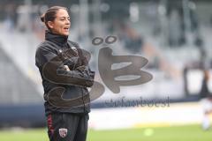 Toto-Pokal; SV Wacker Burghausen - FC Ingolstadt 04; vor dem Spiel Cheftrainerin Sabrina Wittmann (FCI)