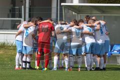 Kreisklasse - Saison 2025/26- TSV Großmehring - SV Oberstimm-  -  SV Oberstimm die Mannschaft bildet einen Kreis vor dem Spiel -  - XXXXX - Foto: Meyer Jürgen