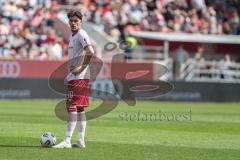 3. Liga; FC Ingolstadt 04 - VfL Osnabrück; Freistoß Dennis Kaygin (10, FCI)