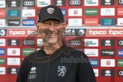 3. Liga; FC Ingolstadt 04 - MSV Duisburg; Cheftrainer Achim Beierlorzer (FCI) vor dem Spiel