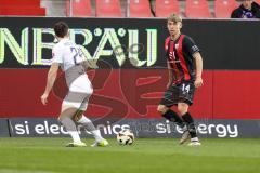 3. Liga; FC Ingolstadt 04 - Erzgebirge Aue; Max Plath (14 FCI) Rosenlöcher Linus (29 Aue)