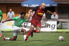 Kreisliga- Saison Saison 2026/27 -  Faniel Brhane grün Fatih - Mathias Habricht rot Kasing - Foto: Meyer Jürgen