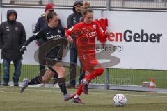 2. Fußball-Liga - Frauen - Saison 2022/2023 - FC Ingolstadt 04 - SC Freiburg II - Villena Scheffler (Nr.28 - FCI Frauen) - Scherer Nora schwarz Freiburg -  Foto: Meyer Jürgen