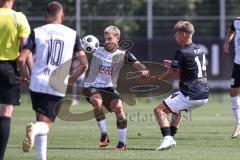 Testspiel; 3. Liga; FC Ingolstadt 04 - SSV Ulm; Zweikampf Kampf um den Ball Max Plath (14 FCI) Castelle Niklas (44 ULM)