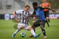 3. Liga - Saison 2026/27 - 1. FC Saarbrücken - FC Ingolstadt 04  - Max Plath (Nr.14 - FCI) - Kelsey Owusu (Nr.31 - Saarbrücken) - Foto: Meyer Jürgen