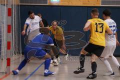 Hallenturnier MTV Ingolstadt - Saison 2025/26 - Reichertshofen - TSV Lichtenau - Efe Bulut weiss Reichertshofen - Steven Spieß gelb Lichtenau  - Maximilian Oswald TW Lichtenau - Foto: Meyer Jürgen