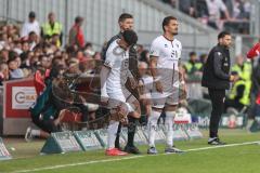 3. Liga; Energie Cottbus - FC Ingolstadt 04; Einwechslung, Pascal Testroet (37, FCI) in sein letztes Spiel für den FCI und Deniz Zeitler (38, FCI)