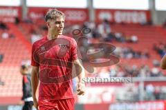 3. Liga; FC Ingolstadt 04 - 1. FC Schweinfurt 05; vor dem Spiel Elias Decker (4, FCI)
