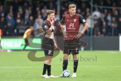 3.Liga - Saison 2023/2024 - SC Verl - FC Ingolstadt 04 - Moritz Seiffert (Nr.23 - FCI) - Benjamin Kanuric (Nr.8 - FCI) beim Freistoss -  - Foto: Meyer Jürgen