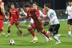 3. Liga; SSV Ulm - FC Ingolstadt 04; Zweikampf Kampf um den Ball Dennis Kaygin (10, FCI) Meier Jonathan (19 Ulm) Brandt Max (23 Ulm)