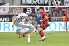 3. Liga; FC Ingolstadt 04 - SSV Ulm; Elias Decker (4, FCI) Löder Elias (25 Ulm)