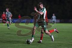 Landesliga - Saison 2025/26 - SV Manching - TSV Aindling - Fabian  Neumayer (Nr.9 - SV Manching) - Noah Menhart rot Aindling  - Foto: Meyer Jürgen