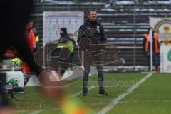 3. Liga; VfB Lübeck - FC Ingolstadt 04; Cheftrainer Michael Köllner (FCI) an der Seitenlinie, Spielerbank freut sich