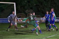 Landesliga - Saison 2024/25 - SV Manching - TV Erkheim - Fabian Neumayer (Nr.9 - SV Manching) mit einer Torchance -  - Florian Egle Torwart Erkheim - Foto: Meyer Jürgen