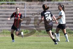 2. Bundesliga Frauen - Saison 2025/26 - FC Ingolstadt 04 Frauen - Borussia Mönchengladbach -  Der 1:0 Führungstreffer durch - Annika Kömm (Nr.25 - FC Ingolstadt Frauen I) - jubel  - XXXXX - Foto: Meyer Jürgen