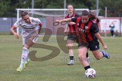 2. Bundesliga Frauen - Saison 2025/26 - FC Ingolstadt 04 Frauen - FCB München II - Mara Winter (Nr.2 - FC Ingolstadt Frauen I) - Kappes Jana rot FCB  - Foto: Meyer Jürgen