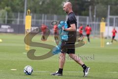 3.Liga - Saison 2023/2024 - Trainingsauftakt - FC Ingolstadt 04 -  Co-Trainer Maniyel Nergiz (FCI) - - Foto: Meyer Jürgen