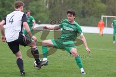 Bezirksliga - Saison 2025/26 - TSV Ober./Unterhaunstadt - FC Gerolfing - Niklas Nissl (Nr.10 - FC Gerolfing) - Oliver Günther grau Ober./Unterhaunstadt - Foto: Meyer Jürgen