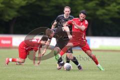 Bezirksliga - Saison 2025/26 - FC Fatih Ingolstadt - TSV Rohrbach - Philipp Feder hinten schwarz Rohrbach - Nico Elfinger schwarz Rohrbach - Atilla Demir rot Fatih - Foto: Meyer Jürgen