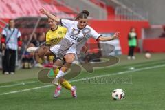 2. Bundesliga Frauen - Saison 2024/25 - FC Ingolstadt 04 Frauen - SV Weinberg - Magdalena Schwarz (Nr.23 - FCI Frauen) - Riess Ellen gelb Weinberg - Foto: Meyer Jürgen