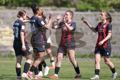 2. Bundesliga Frauen - Saison 2025/26 - FC Ingolstadt 04 Frauen - Borussia Mönchengladbach -  Der 1:0 Führungstreffer durch - Annika Kömm (Nr.25 - FC Ingolstadt Frauen I) - jubel  - XXXXX - Foto: Meyer Jürgen