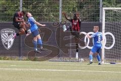 Bayernliga Nord - Saison 2024/25 - FC Ingolstadt 04 II - FC Münchberg - Micah Ham (Nr.25 - FCI U21) - Kaschel Christoph blau Münchberg - Jason Osei Tutu (Nr.11 - FCI U21) - Hackenberg Niklas blau Münchberg - Foto: Meyer Jürgen