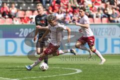 3. Liga; FC Ingolstadt 04 - VfL Osnabrück; Abseitstor Yann Sturm (7, FCI) Wiemann Niklas (25 VFL) Dennis Kaygin (10, FCI)