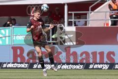 3. Liga; FC Ingolstadt 04 - Hallescher FC; Simon Lorenz (32, FCI)