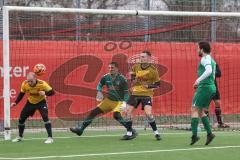 AUDI Amateuercup - Saison 2024/25 - TSV Lichtenau - FC Geisenfeld - Steven Spieß gelb klärt auf der Linie - Christian Kirzinger Torwart Lichtenau - XXXXX - Foto: Meyer Jürgen