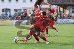 Toto - Pokal - Saison 2024/25 - TSV Lohr - FC Ingolstadt 04 - Niclas Dühring (Nr.18 - FCI) - Alessandro Englert (Nr.17 - TSV Lohr) - Foto: Meyer Jürgen