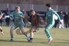 *** A-Junioren Bundesliga  - Saison 2025/26 - FC Ingolstadt 04 - SpVgg Greuther Fürth - Distl Manuel schwarz FCI - Kamal Fadl rechts Fürth - Müller Linus links Fürth - Foto: Meyer Jürgen