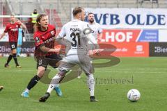 3. Liga; FC Ingolstadt 04 - 
VfB Oldenburg; Zweikampf Kampf um den Ball Tim Civeja (8, FCI) Plautz Justin (31 VfB)