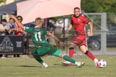 * Testspiel - 3. Liga - Saison 2025/26 - FC Ingolstadt 04 - VFB Eichstätt - Mattis Hoppe (Nr.2 - FC Ingolstadt 04) - Elias Herger (Nr.11 - VFB Eichstätt) - Foto: Meyer Jürgen