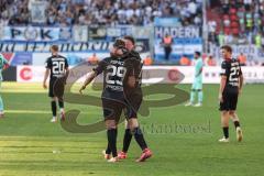 3. Liga; FC Ingolstadt 04 - TSV 1860 München; Tor Jubel Treffer 2:1 David Kopacz (29, FCI) mit Jannik Mause (7, FCI)