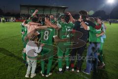 Kreisliga - Saison 2023/24 - Relegation zur BZL - FC Gerolfing - SV Aschau - Jubel nach dem Spiel - Gerolfing steigt in die BZL auf - Foto: Meyer Jürgen